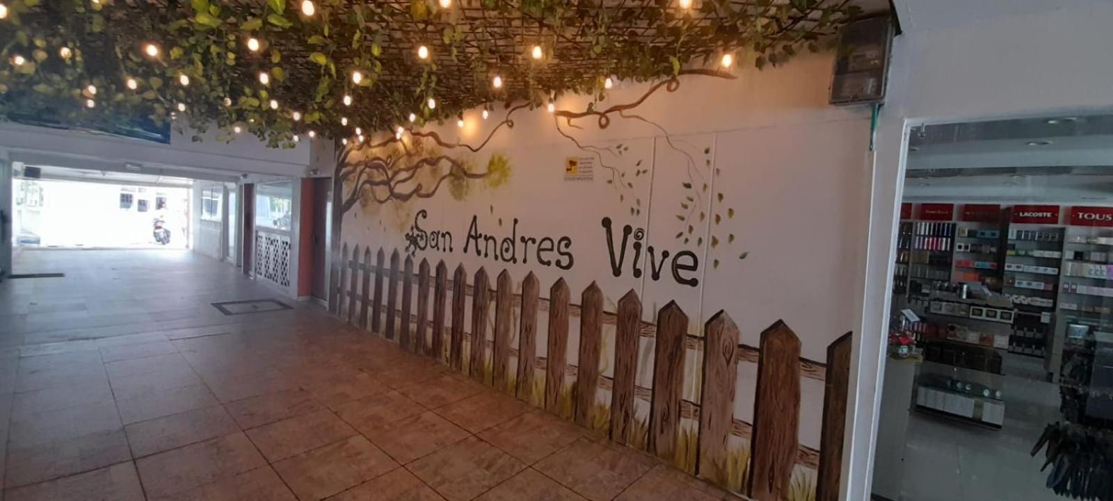 San Andres Vive Paradise Habitaciones Con Bano Privado A 80Mts De La Playa Principal מראה חיצוני תמונה